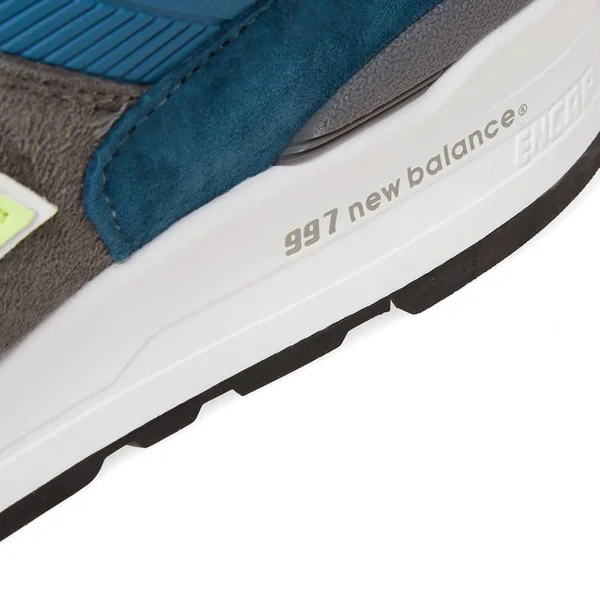 New Balance Men's 997 Made in USA Low-top Sneakers - Blue