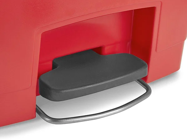 Rubbermaid Slim Jim Resin Step-On Container - Front Step Style, 13 gal, Red