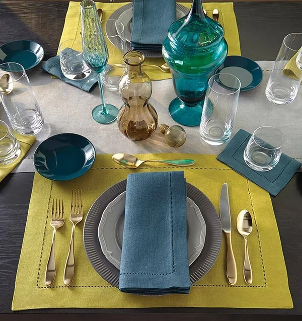 Sferra Festival Dinner Napkins - Set of 4 - Curry