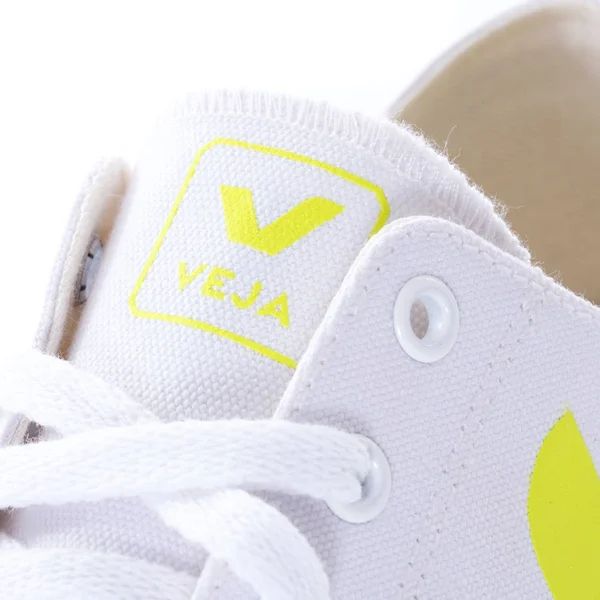 Veja Nova Sneaker