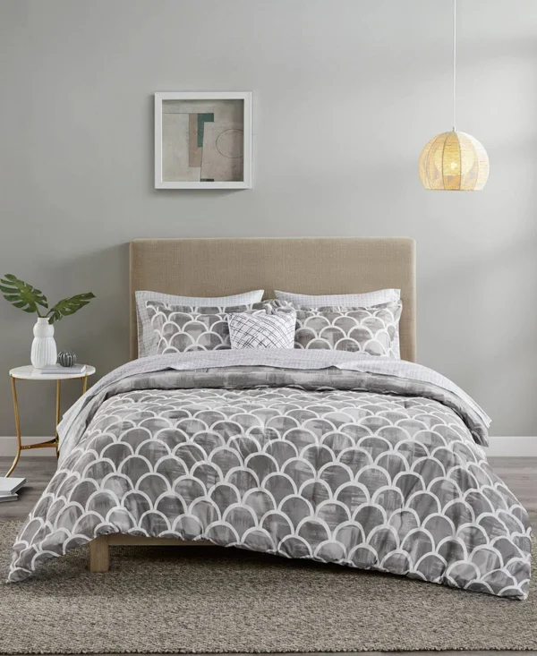 Madison Park Essentials - Cleo Reversible Complete Bedding Set - Grey - Queen