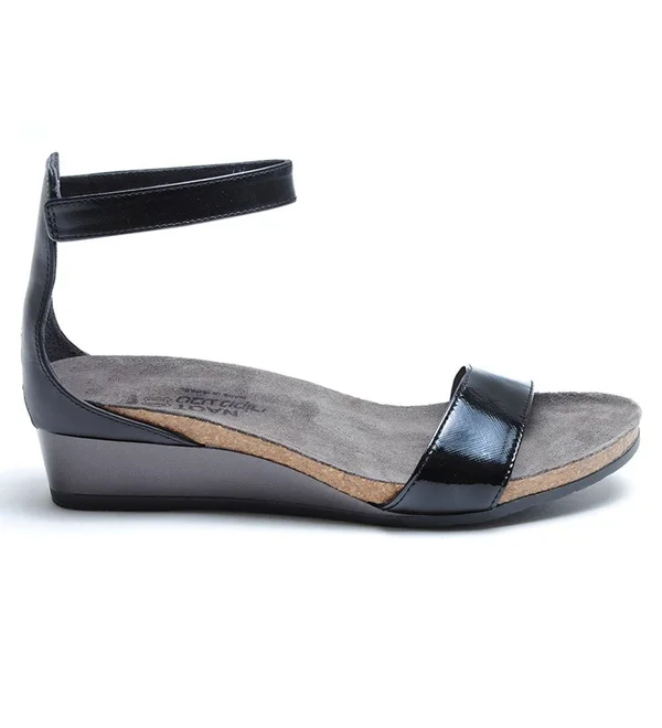 Women's Naot Pixie Oil Olive/Arizona Tan/Pewter - in Size 36
