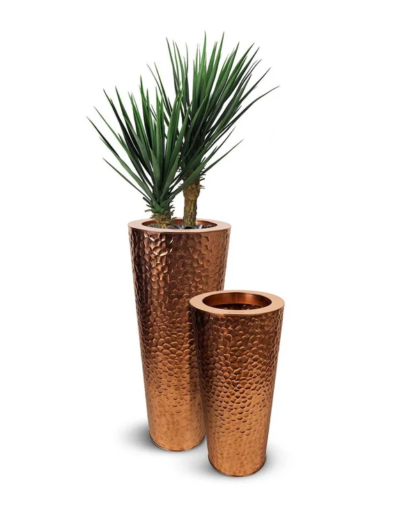 Le Present J256 Stainless Steel Cone Hammered Copper Planter, Hammered Copper - 36 x 14 x 14 in.