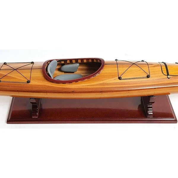 Rich Cedar Kayak Model Sculpture - LxWxH : 42x5.5x5x22 - Wooden - LxWxH : 42x5.5x5x22