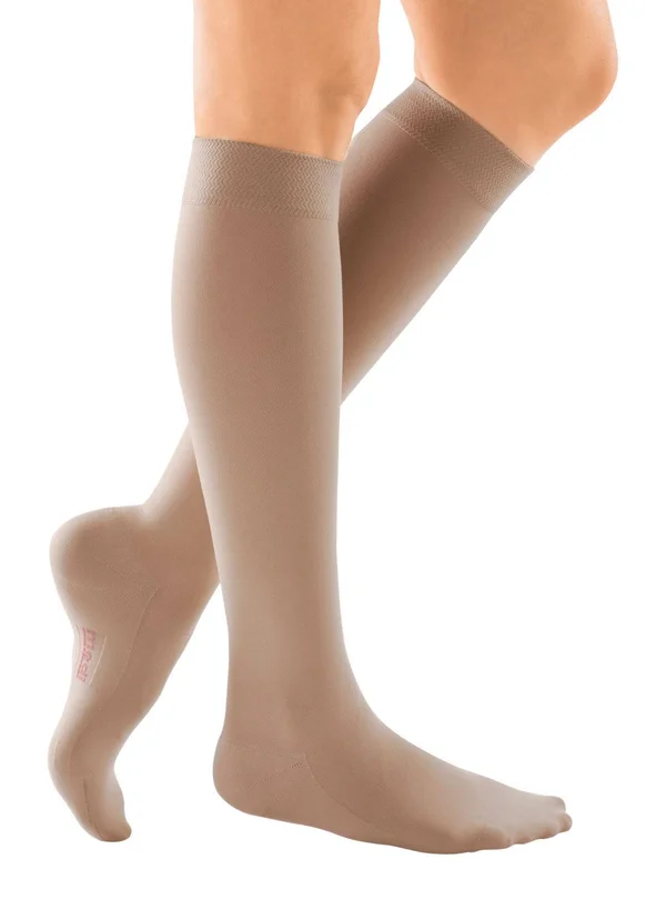 Mediven Comfort 20-30 mmHg Knee High Closed Toe Size VI Petite