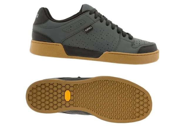 Giro Jacket II Shoes Dark Shadow - Gum 45