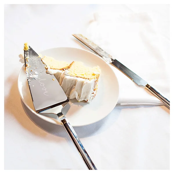 Golden Love Cake Serving Set