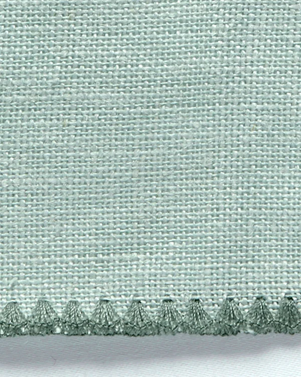 Matouk Calypso Tablecloth - 88x22 Round - Opal