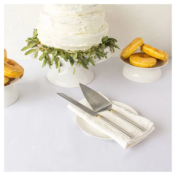Golden Love Cake Serving Set