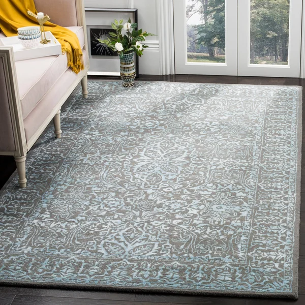 Safavieh Glamour GLM516B Steel - Blue 6& x 9& Area Rug
