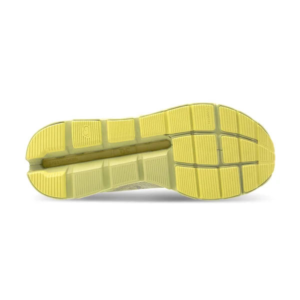 on Cloudstratus Running Shoe - Men's Pistachio/Grey - 8.5