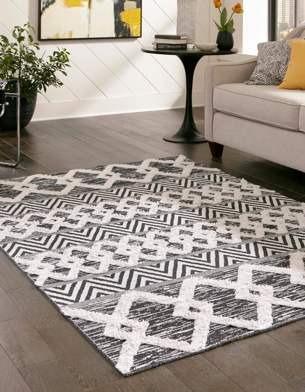 Sabrina Soto Casa Area Rug or Runner, Size: 5& 3 x 8& 0, Black