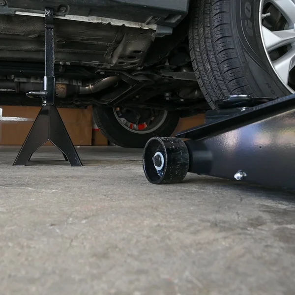 Pro-Lift G-4630JSCB 3 Ton Heavy Duty Floor Jack/jack Stands and Creeper Combo - Great for Service Garage Home Uses - Black