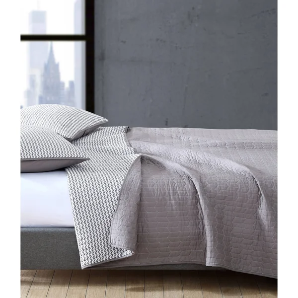 City Scene Leaves Quilt Set - Mink - King