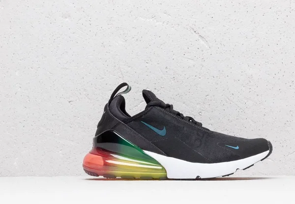 Nike Men's Air Max 270 SE Casual Shoes in Black Size 11.5