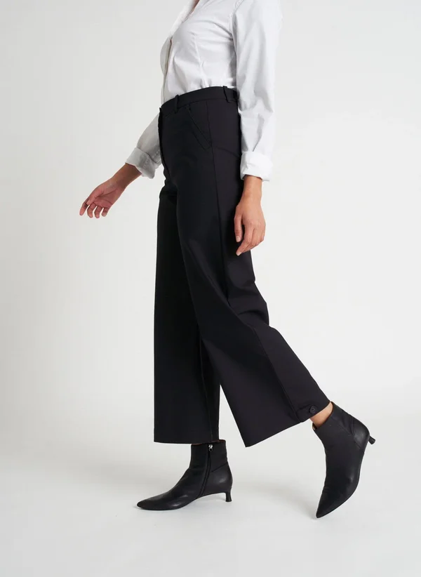 Around Town Crop Pants, Navigator Collection