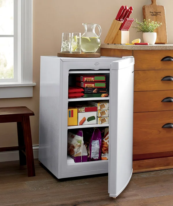 Hamilton Beach 3.0 Cu. ft. Upright Freezer, White 785508