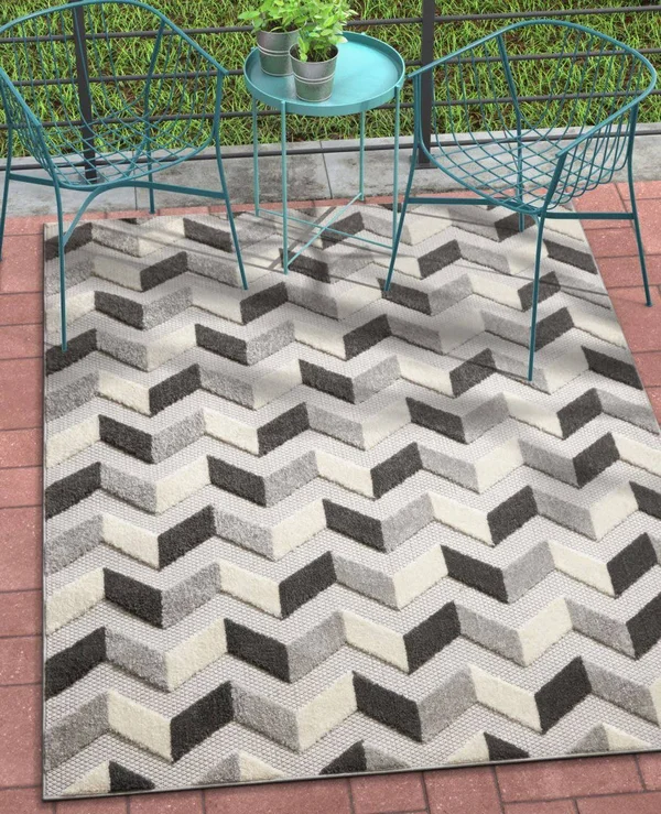 Well Woven Dorado Bela 7 ft. 10 in. x 9 ft. 10 in. Modern Geometric Chevron Grey High-Low Indoor/Outdoor Area Rug