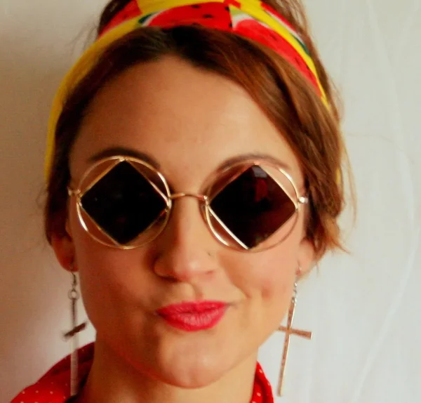 1990s Diamond Sunglasses.... triangle. Round Lens. Retro Sunglasses. Golden Sunglasses. Hippie. Boho. Urban. Hipster.