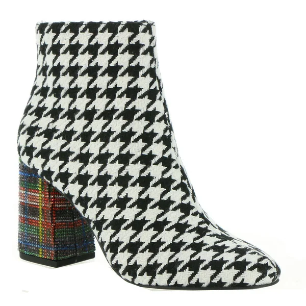 Betsey Johnson Barette 7.5 Women's Black-White