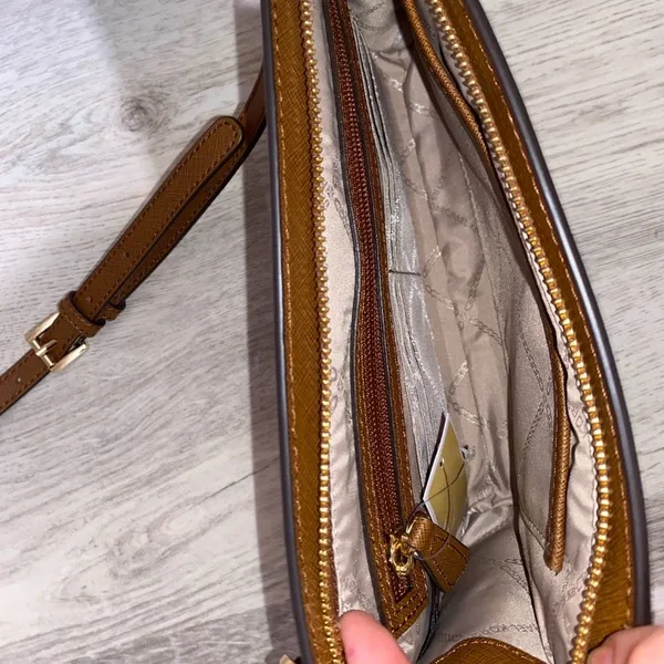 Michael Michael Kors Jet Set Travel Crossbody Clutch Luggage
