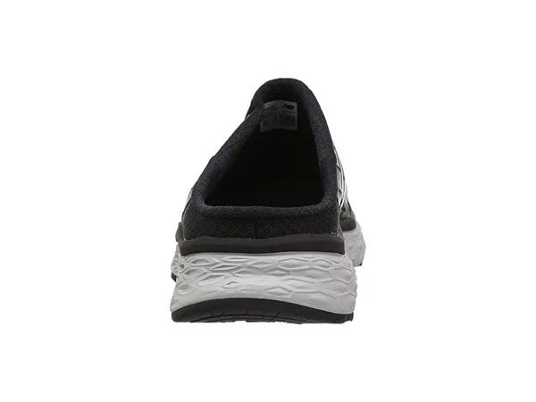 New Balance Men's MA900 Black 8.5 D