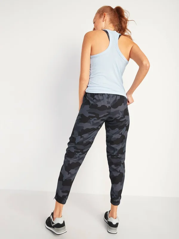 Old Navy Women's Mid-Rise StretchTech Jogger Pants - Gray Heather - Size M