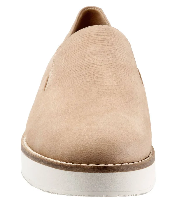 Softwalk Women's Whistle Slip On - Size: 9, Black