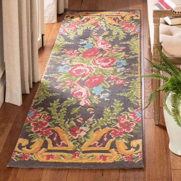 Safavieh 5& x 8& Clv-Classic Vintage CLV112F Grey, Rose Rug