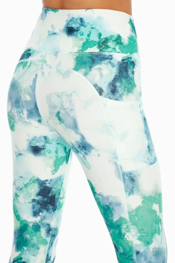 Marika Women's Brittany High Rise Pocket Capri Legging