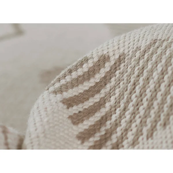 Momeni Malmo MLO-3 Area Rug, Ivory, 5& x 7&6x22 Rectangle
