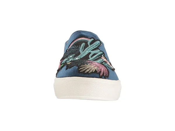 Dirty Laundry Jiana Blue Velvet Embroidered Slip-On Sneakers