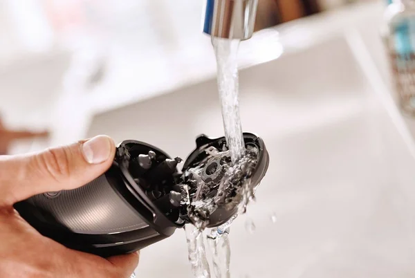 Norelco Comfort Cut Dry Electric Shaver - Black