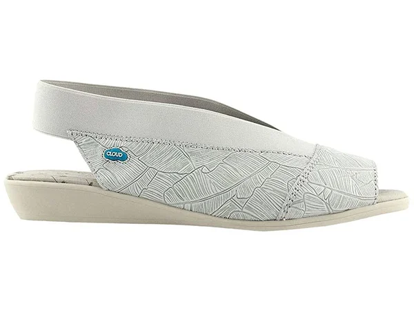 Women's Cloud &Caliber& Peep Toe Leather Sandal - Size 9.5-10US - White