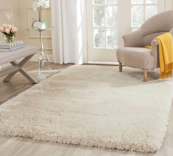 Safavieh Arctic Shag Rug Sg270 Beige, 4& x 6&