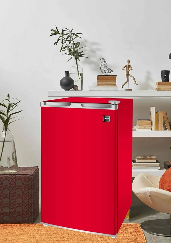 RCA 3.2 Cu ft Single Door Mini Fridge RFR320 in Red