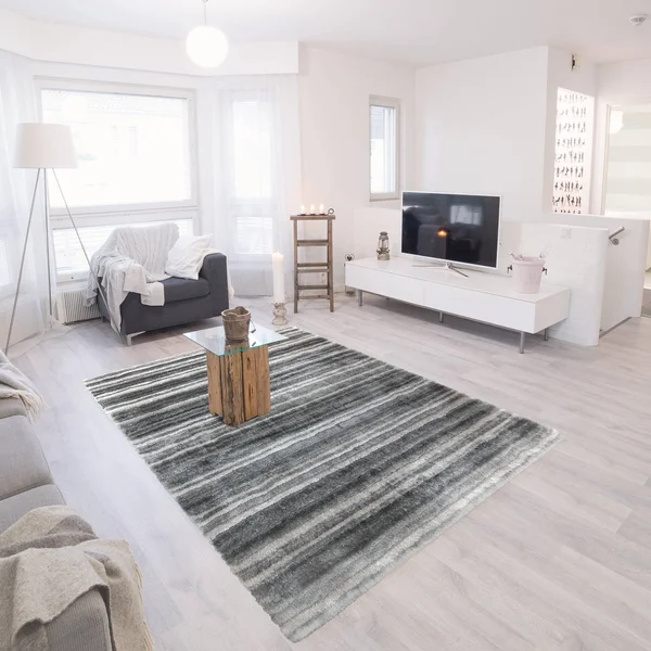 Avenue 33 Cason Moira Gray Shag Rug, Grey, 6.5X9.5 ft
