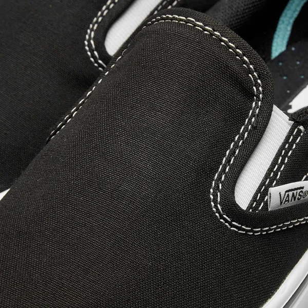 Vans ComfyCush Slip-On (Black/True White)