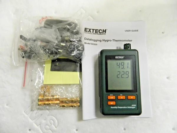 EXTECH - SD500, Humidity/Temperature Datalogger