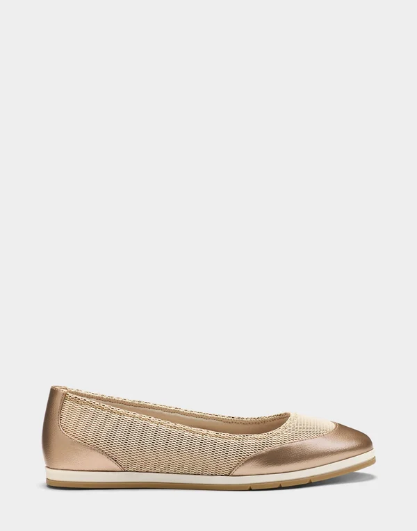 Women's Aerosoles Get Smart Ballet Flat, Size: 5.5, Gold