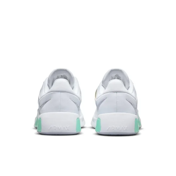 Nike Air Max Bella TR 4 White/Green Women's Training Shoes, Size: 7.5