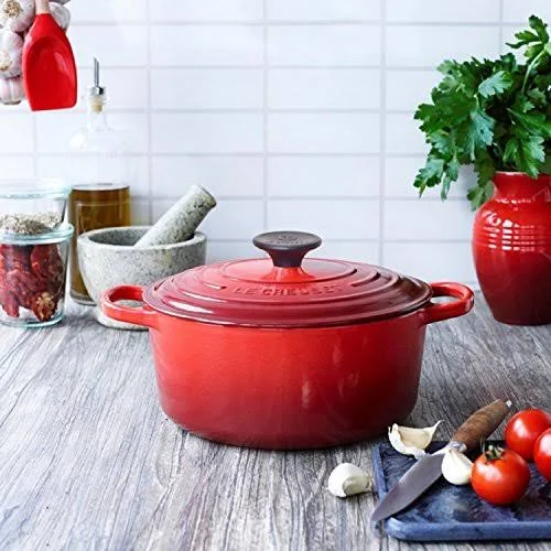 Le Creuset Enameled Cast-Iron 2-Quart Round French Oven, Red