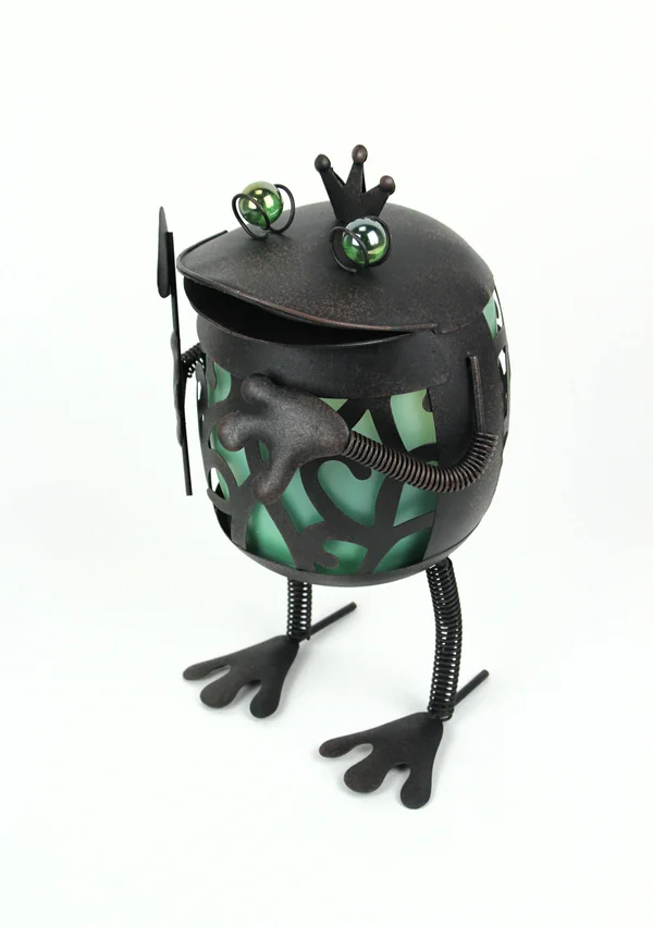 Things2Die4 - Metal Frog Green LED Solar Garden Statue Accent Light Patio Decor Sculpture Art - Green