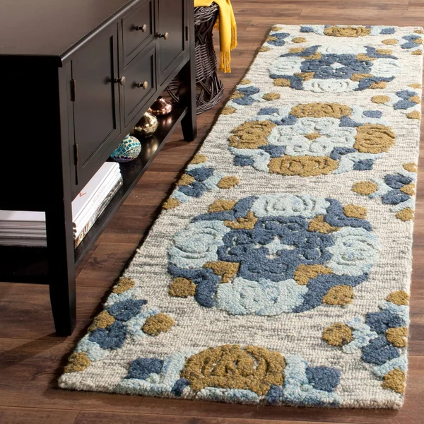 Safavieh 2&-3x22 x 8& Blossom BLM403B Blue Multi Rug