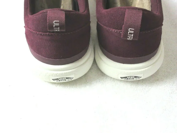 Vans Ultrarange Exo SE Shoe - Women's (Suede) Port Royale/Marshmallow - Mens 9.5/Womens 11.0