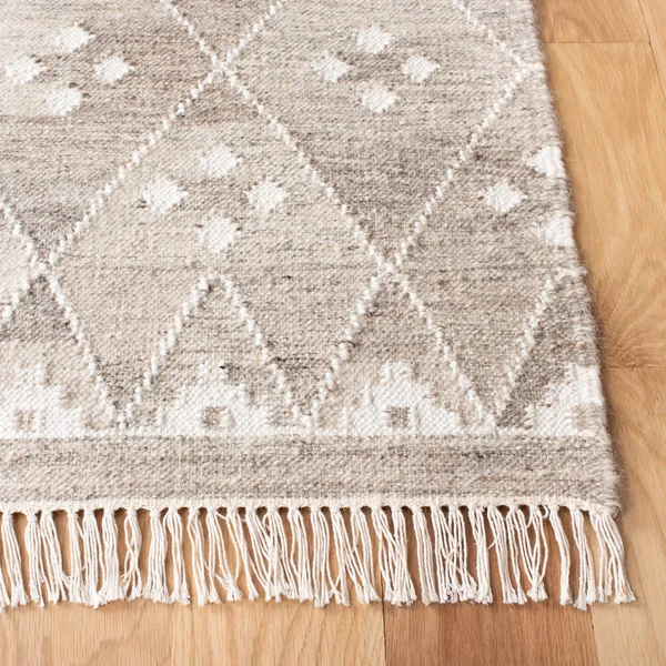 Safavieh Natural Kilim NKM316B 2&3x22 x 6& Natural, Ivory Rug