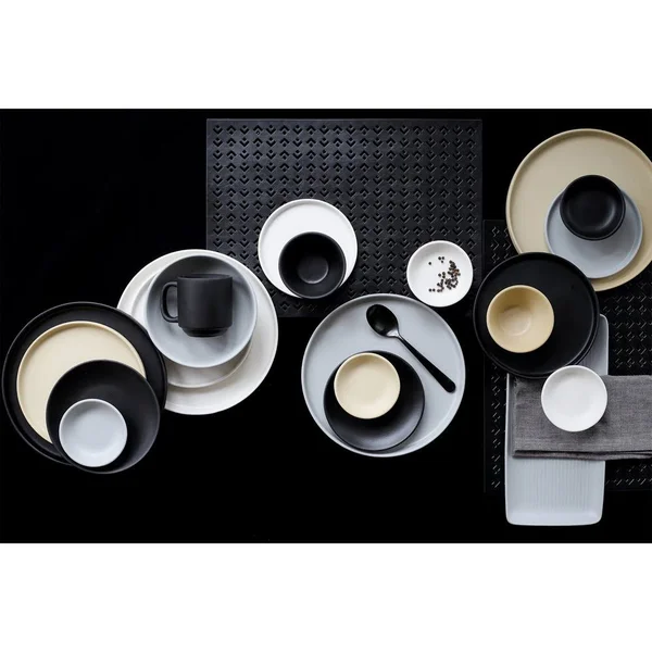 Tuxton VBAS064 6.5 in. Straight Side Plate Matte Black