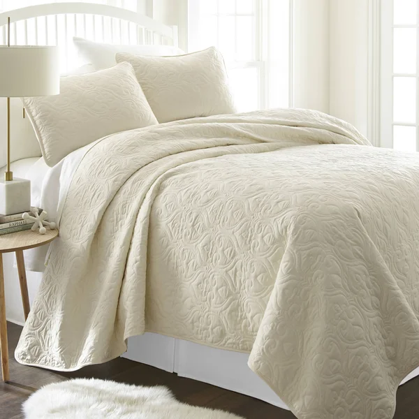 Home Collection 3 Piece Quilted Coverlet Set - Damask - Full/Queen, NAV
