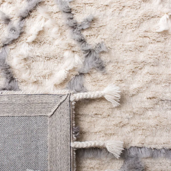 Safavieh Casablanca Rug Collection CSB453A - Ivory, Grey - 6& x 6& Square