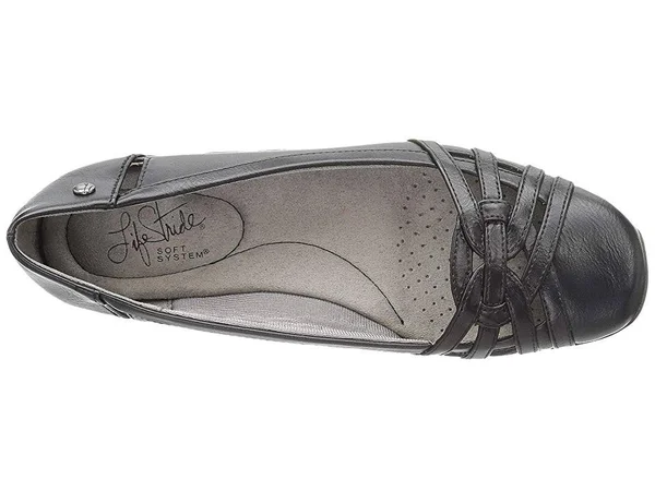 Women's LifeStride Diverse Flat - Black - Size 11